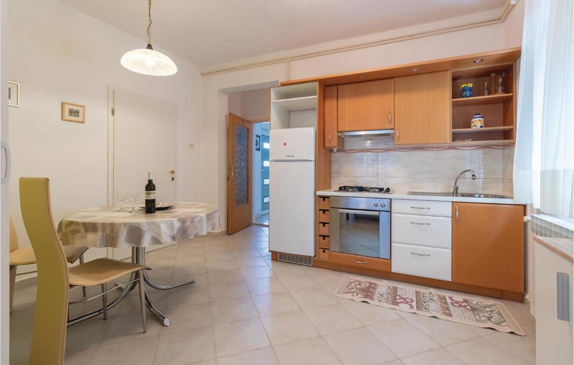 Nice Apartment In Zadar With Kitchen المظهر الخارجي الصورة