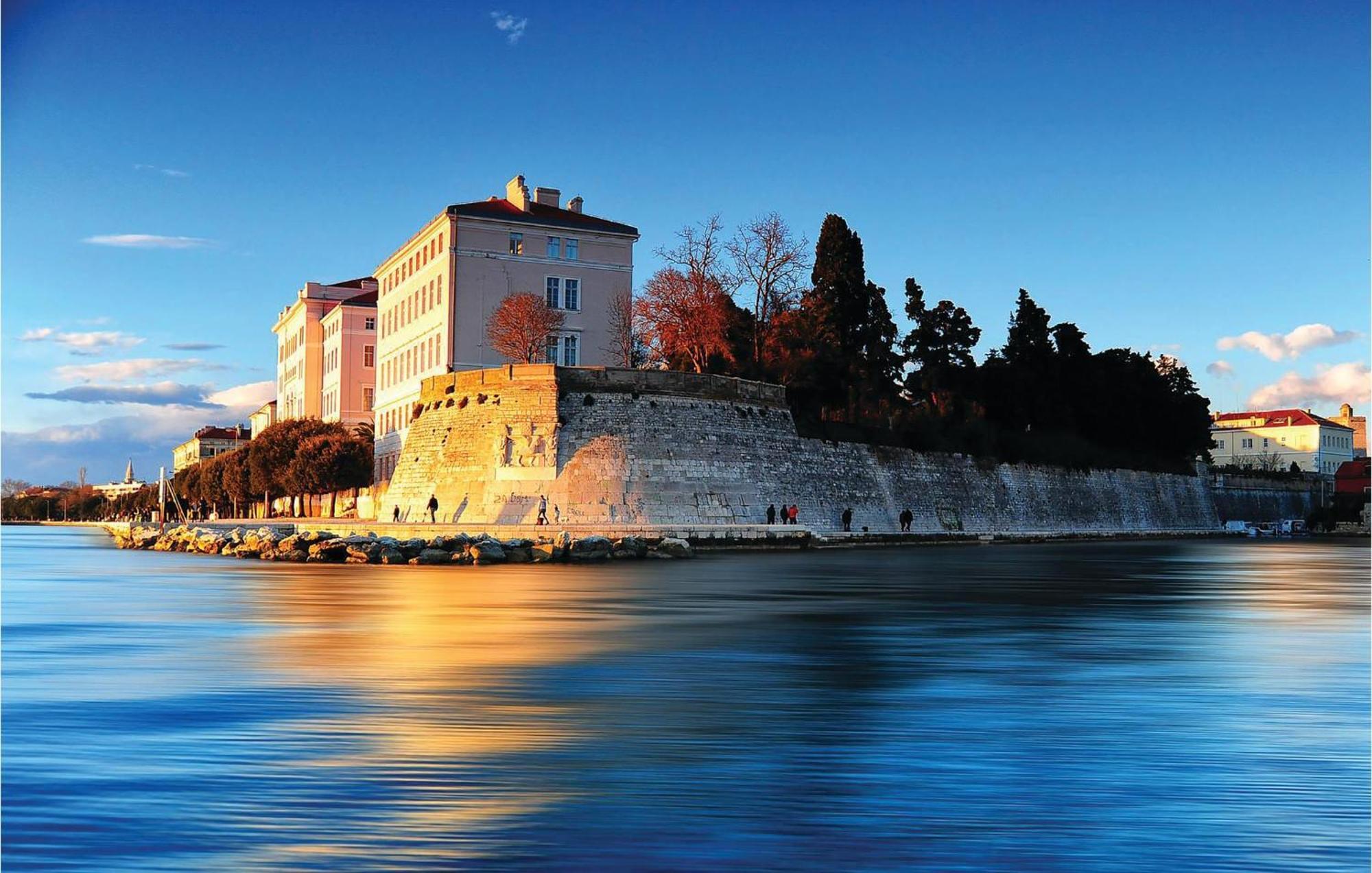 Nice Apartment In Zadar With Kitchen المظهر الخارجي الصورة